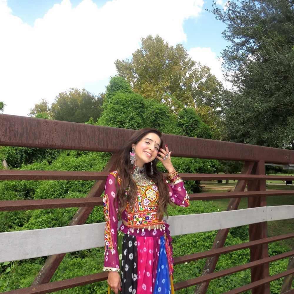 Festive Lehenga Choli - Picture 3 of 7